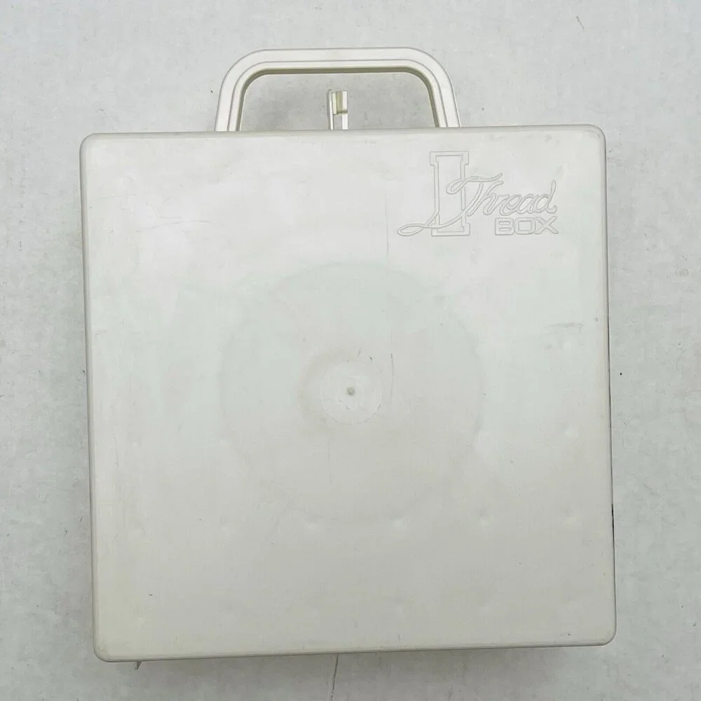 Vintage Thread Box 72 Spool Holder Plastic Carrying Case Made In USA Sewing‎